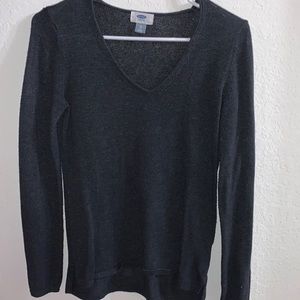 Black v neck sweater top